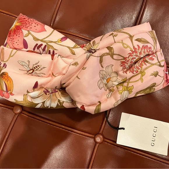 GUCCI-GG FLORA PRINT HEAD BAND-NWT - Picture 3 of 4